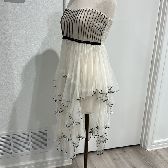 Free People Very Rare Strapless Cascading Ruffle Mesh Dress in White - Picture 3 of 15
